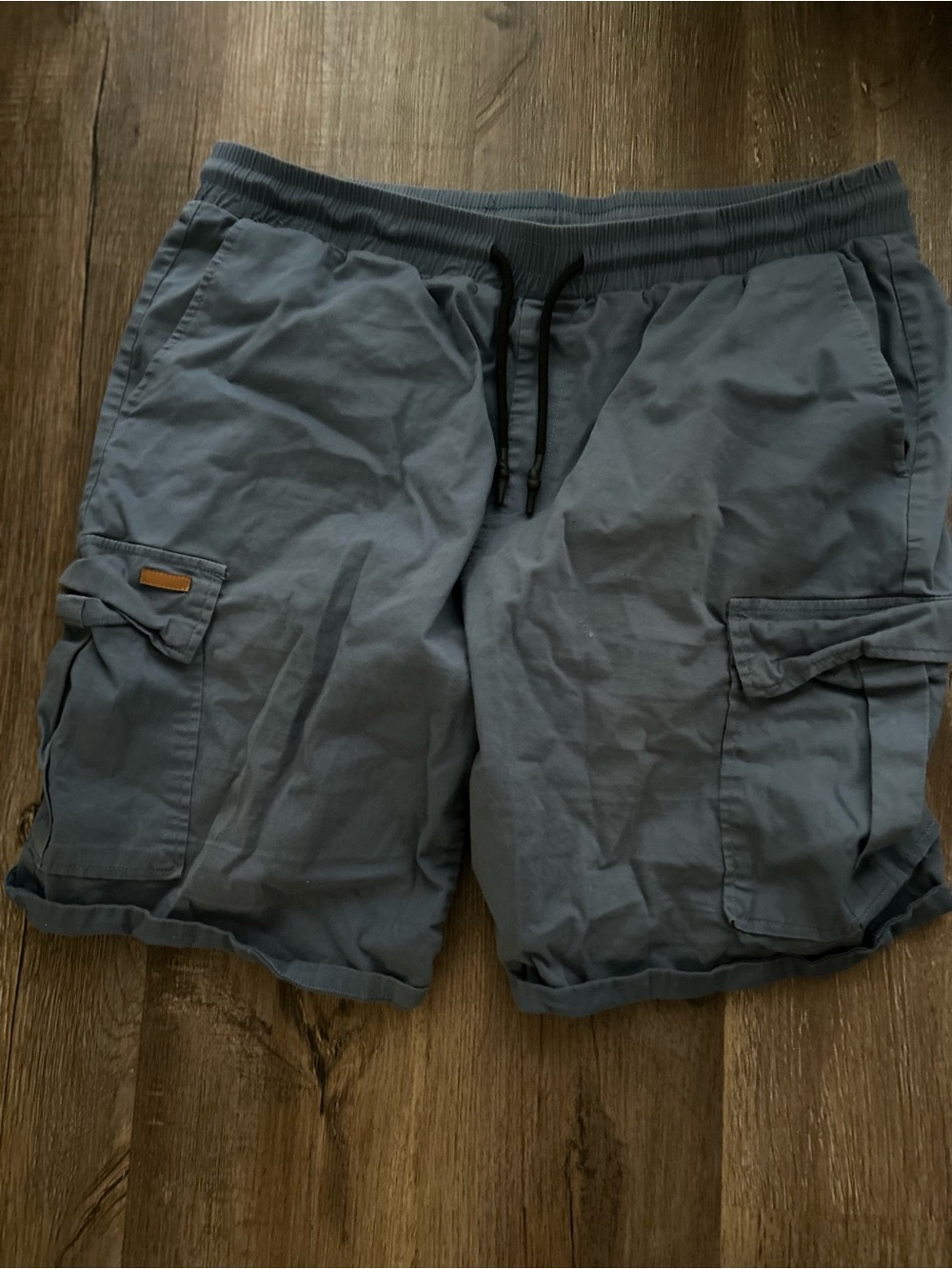 Men's Cargo Drawstring Shorts in Slate Gray